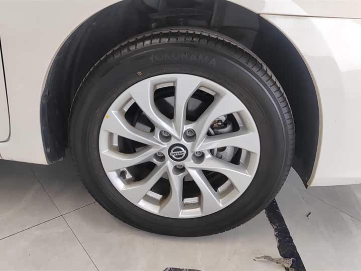 Фото 6 - Nissan Sylphy