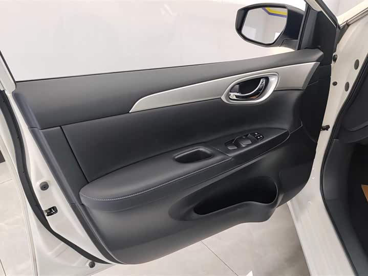 Фото 7 - Nissan Sylphy