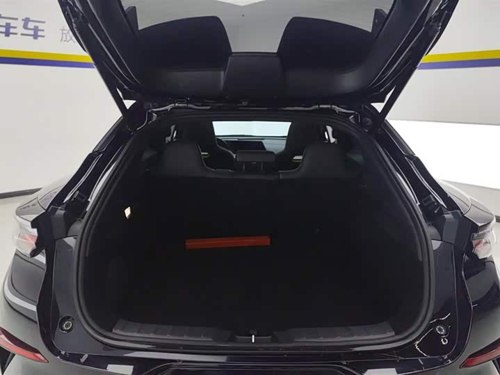 Фото 4 - Changan UNI-T