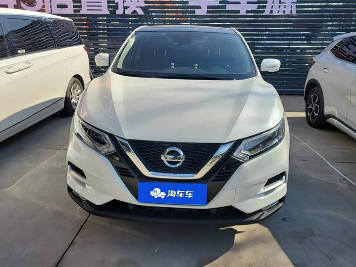 Фото 2 - Nissan Qashqai