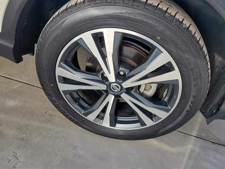 Фото 6 - Nissan Qashqai