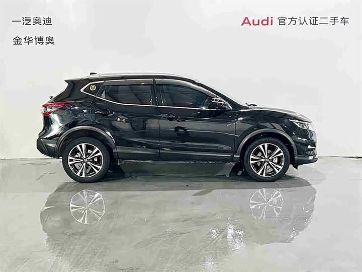 Фото 3 - Nissan Qashqai