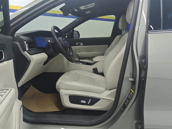 Фото 9 - LiXiang One