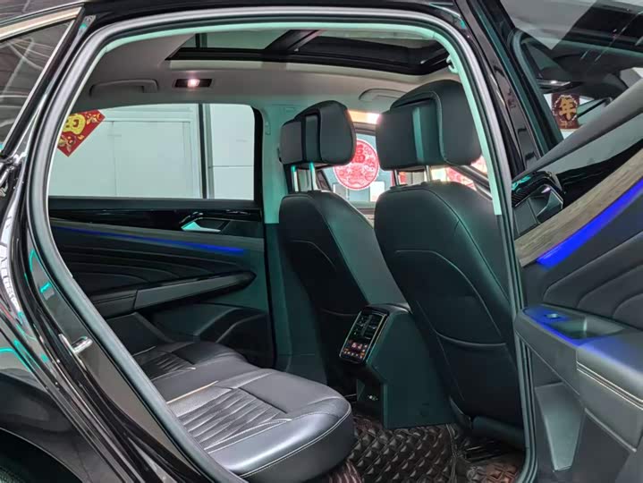 Фото 6 - Volkswagen Passat