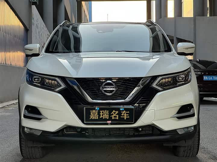 Фото 2 - Nissan Qashqai