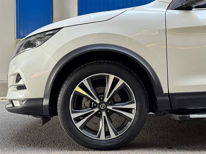 Фото 6 - Nissan Qashqai