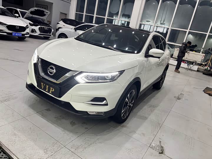 Фото 3 - Nissan Qashqai