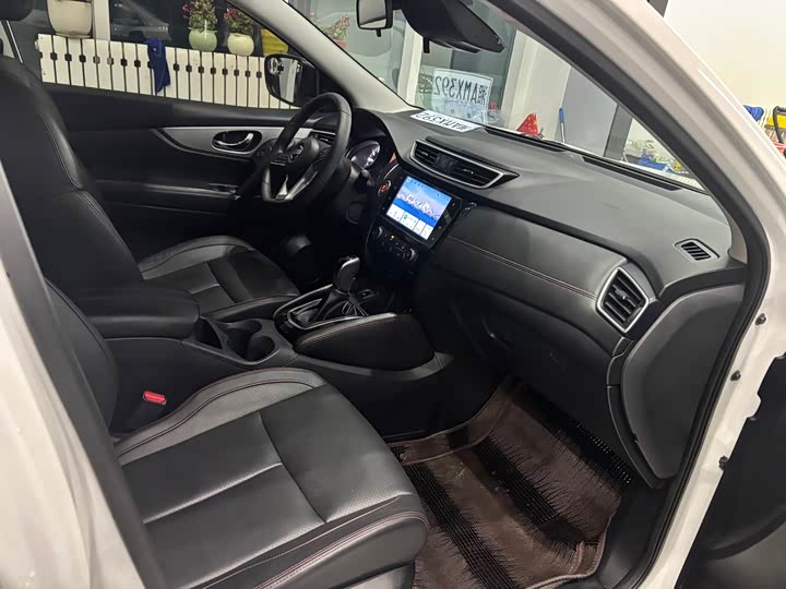 Фото 7 - Nissan Qashqai