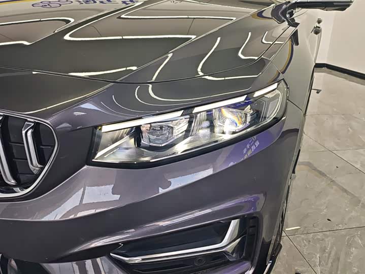 Фото 5 - Geely Preface