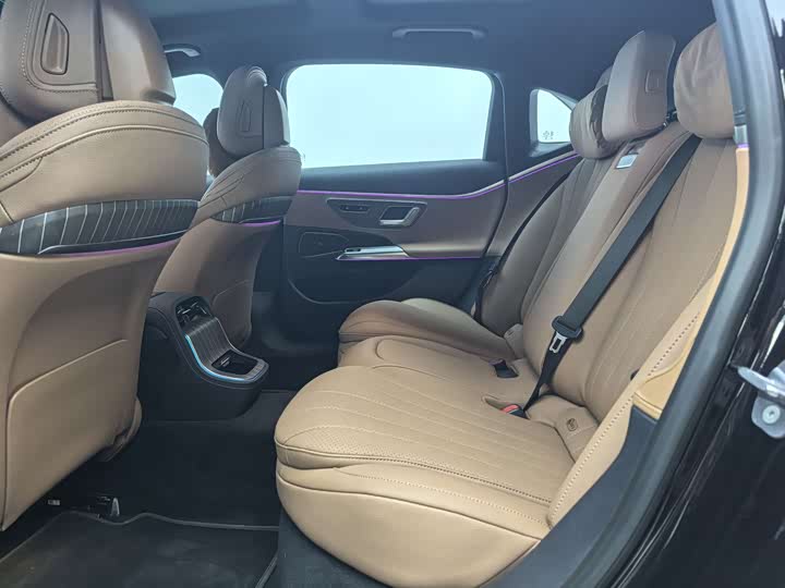 Фото 6 - Mercedes-Benz E-Class Hybrid