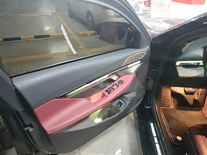 Фото 7 - BMW 5 Series