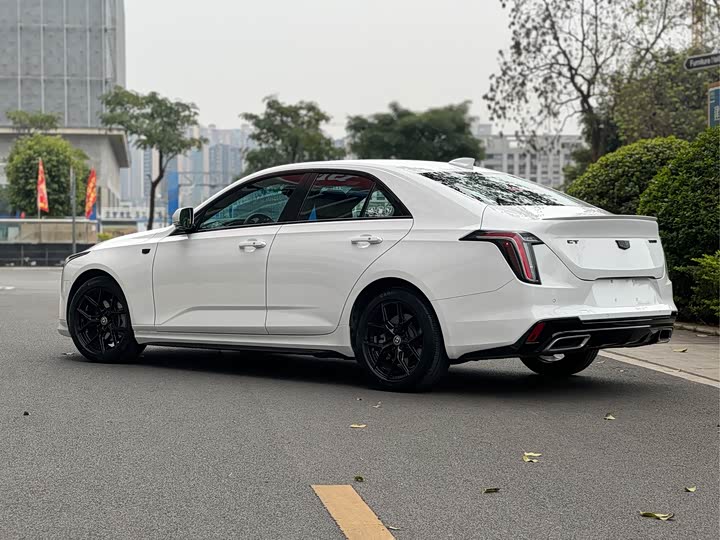 Фото 7 - Cadillac CT4