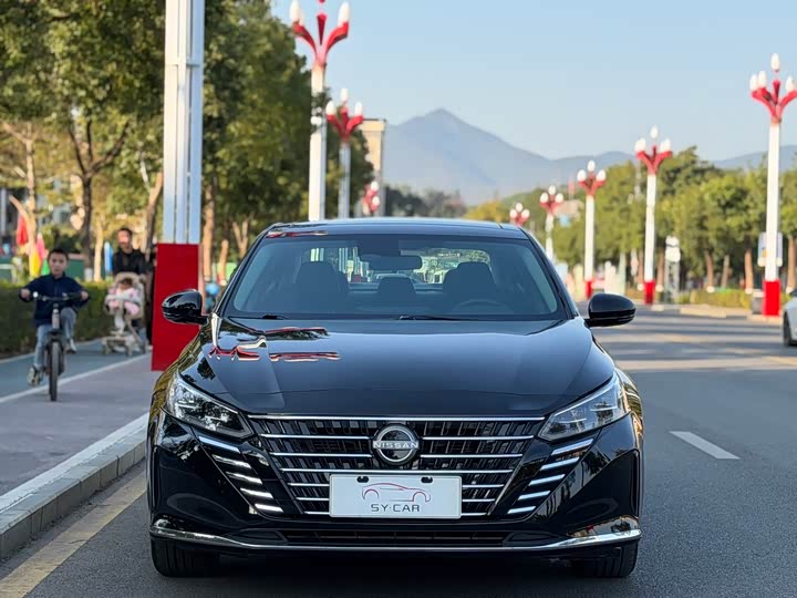 Фото 2 - Nissan Teana