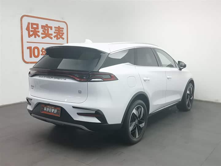 Фото 2 - BYD Tang Hybrid/EV