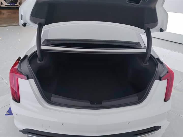 Photo 4 - Cadillac CT5