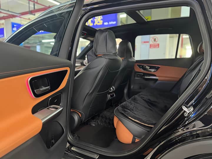 Фото 6 - Mercedes-Benz GLC-Class