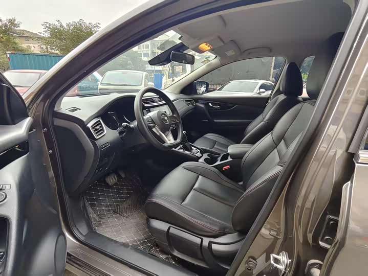 Фото 6 - Nissan Qashqai