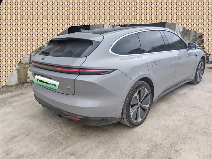 Фото 7 - Nio ET5T