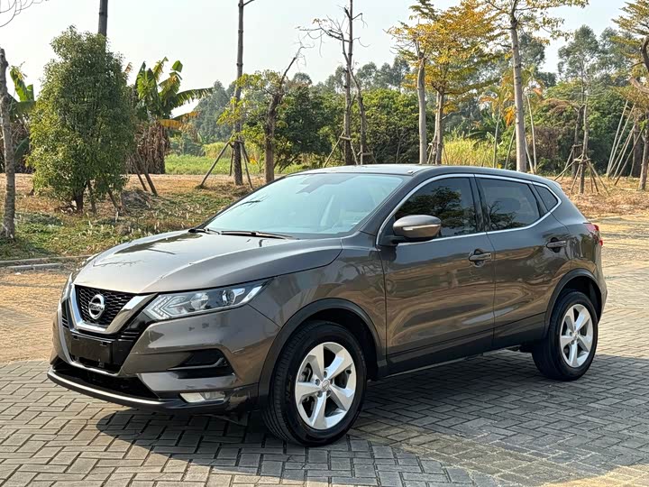 Фото 1 - Nissan Qashqai
