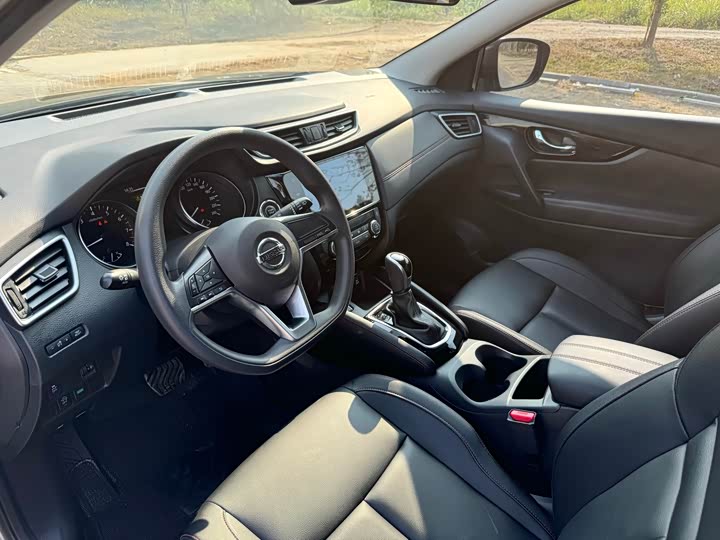 Фото 4 - Nissan Qashqai