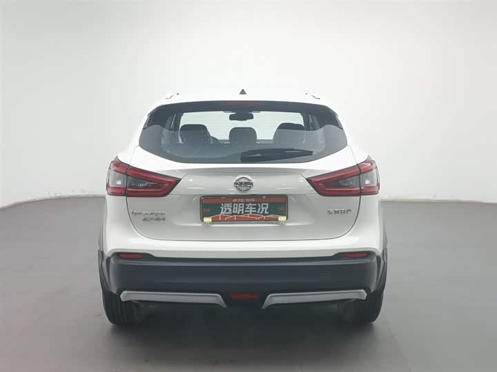 Фото 4 - Nissan Qashqai