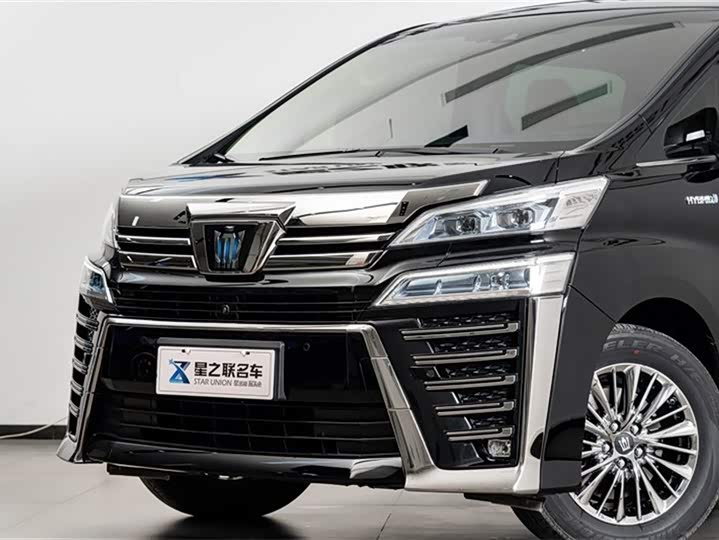 Фото 4 - Toyota Vellfire