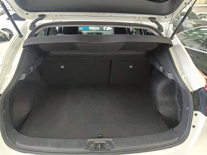 Фото 4 - Nissan Qashqai