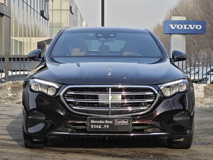 Photo 2 - Mercedes-Benz E-Class