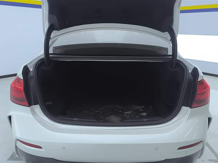 Фото 4 - BMW 1 Series