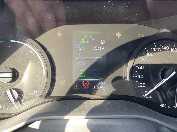 Фото 7 - Toyota Sienna