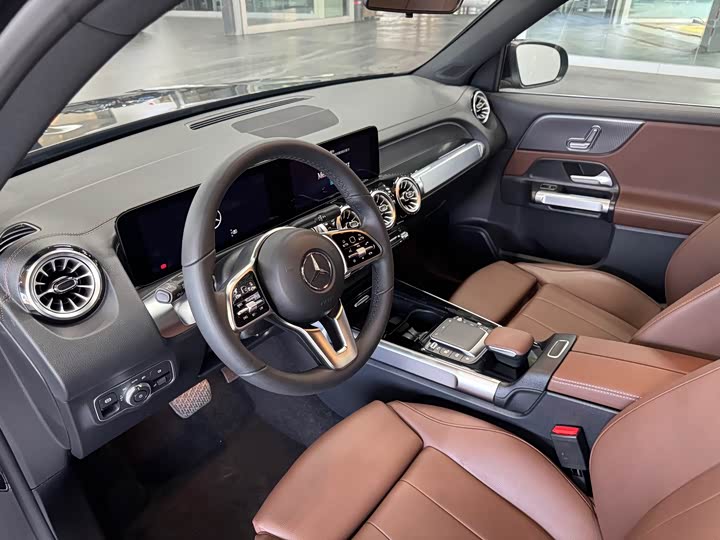 Фото 6 - Mercedes-Benz GLB-Class