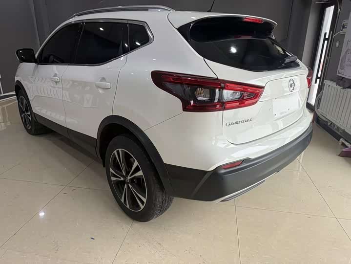 Фото 6 - Nissan Qashqai