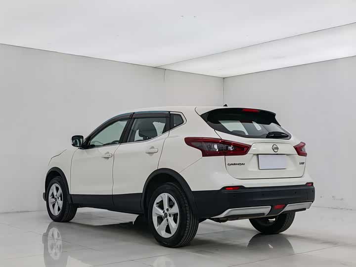 Фото 4 - Nissan Qashqai