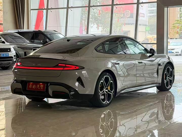 Фото 7 - Xiaomi SU7