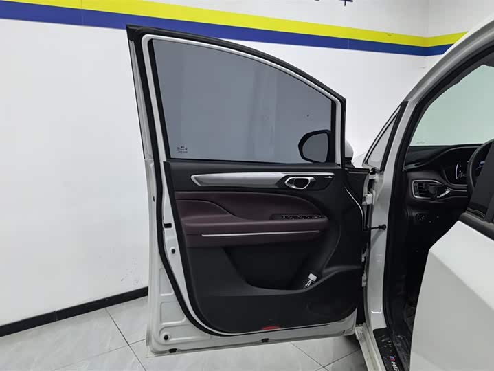 Фото 7 - GAC Trumpchi M6