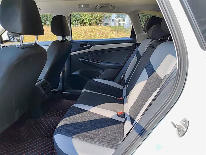 Фото 8 - Jetta VS7