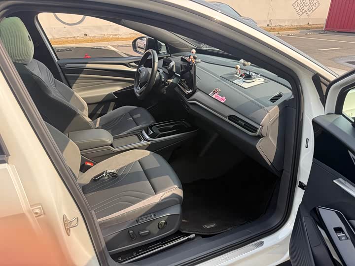 Фото 8 - Volkswagen ID.4 Crozz