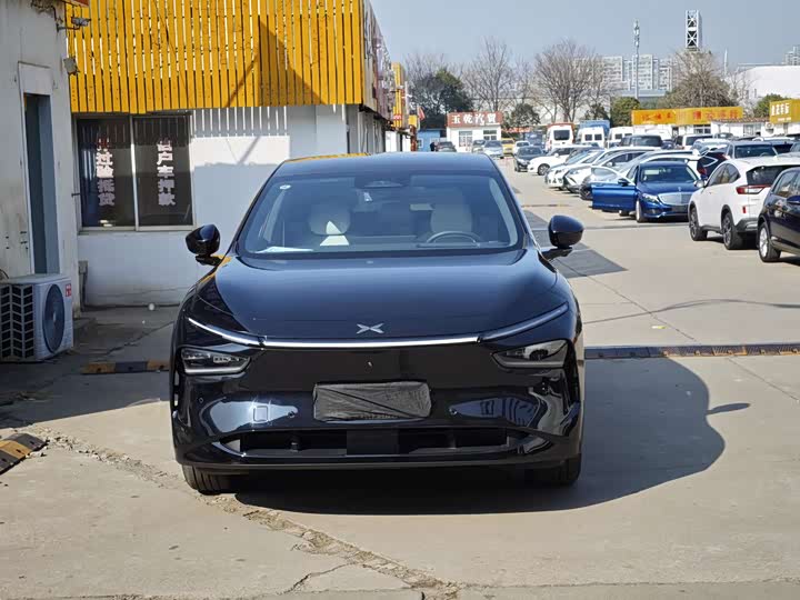 Фото 2 - XPeng G7