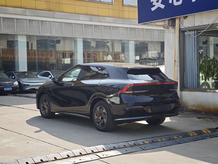 Фото 4 - XPeng G7