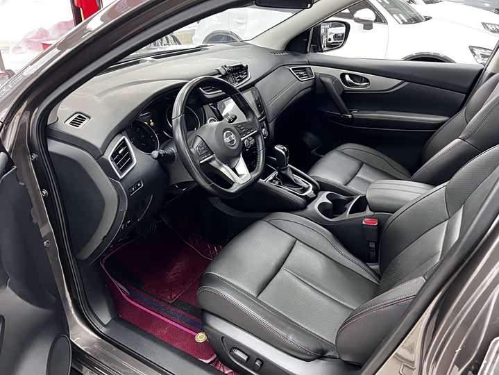 Фото 3 - Nissan Qashqai