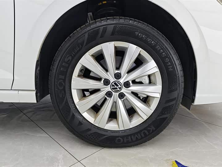 Photo 6 - Volkswagen Lavida