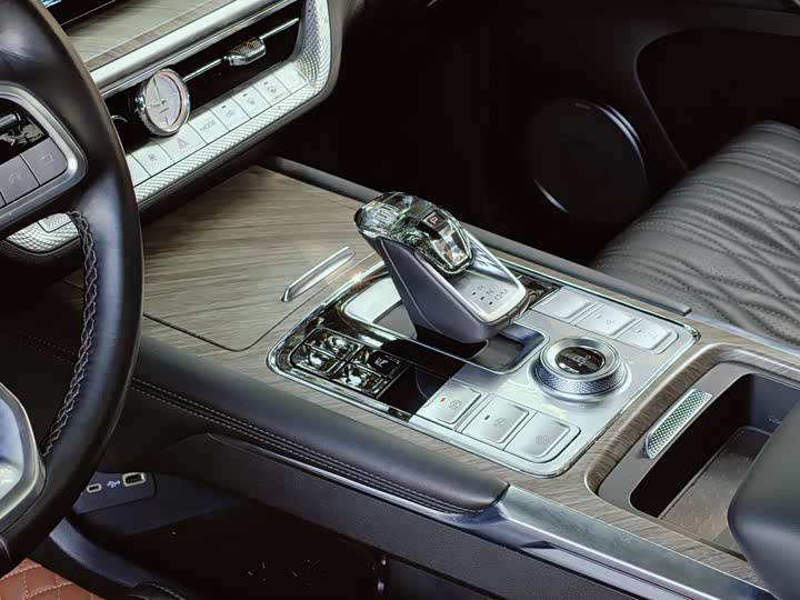 Фото 8 - Tank 500