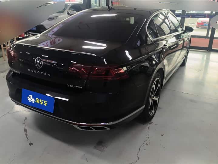 Фото 3 - Volkswagen Magotan