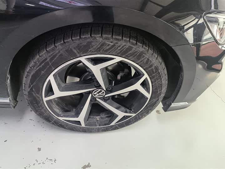 Фото 6 - Volkswagen Magotan