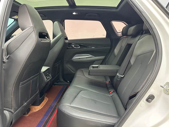 Фото 4 - Changan Oshan Z6 Hybrid