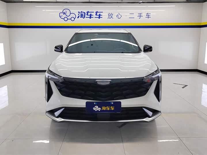 Фото 2 - Geely Atlas