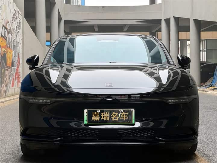 Фото 2 - Zeekr 007