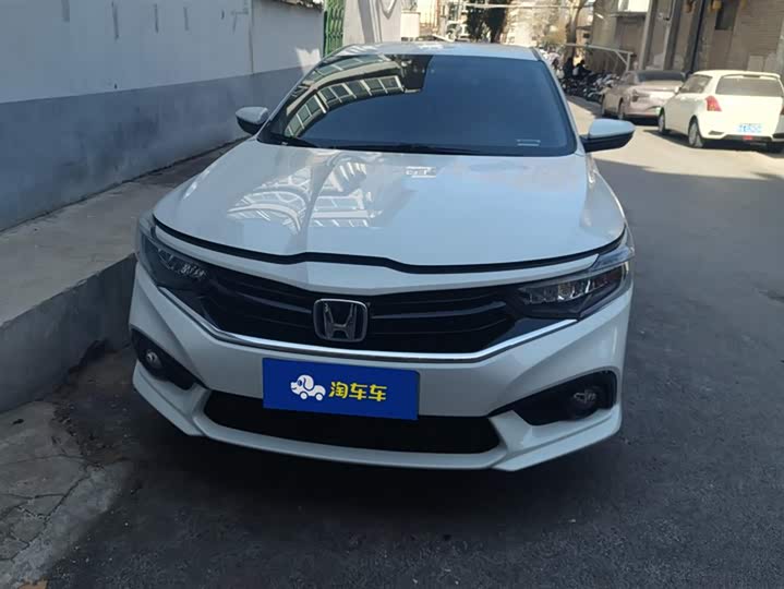 Фото 2 - Honda Envix