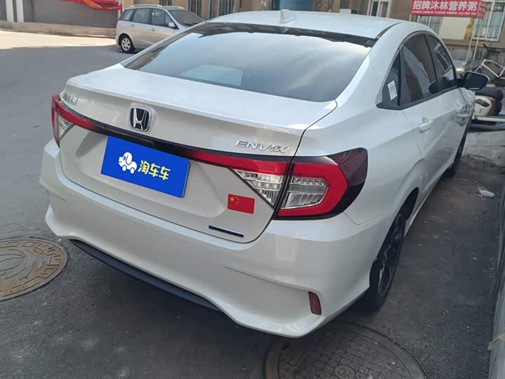 Фото 3 - Honda Envix