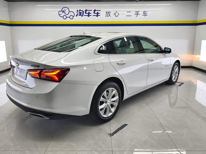 Фото 3 - Chevrolet Malibu XL